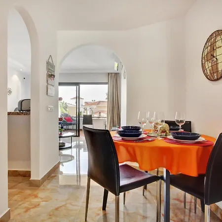 Zen Holidays, Heated Pool, Air Con, Terrace * San Miguel de Abona
