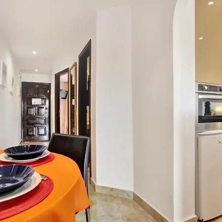 דירה Zen Holidays, Heated Pool, Air Con, Terrace
